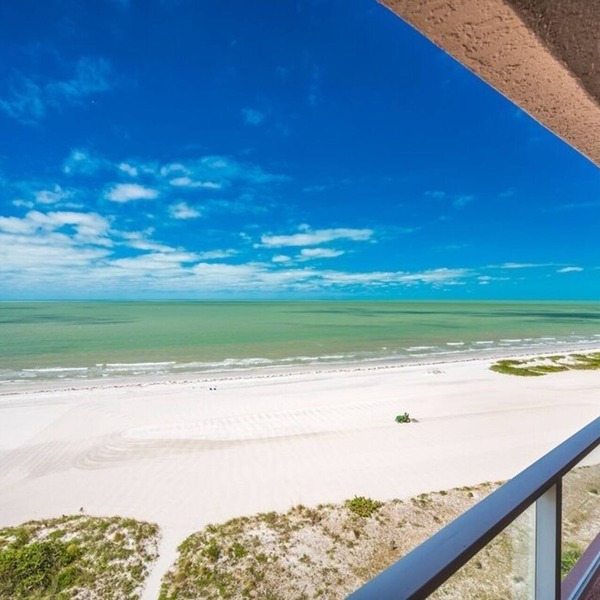 Our Better Place! CBC 1-10D Balconies on Beach & Intercoastal!