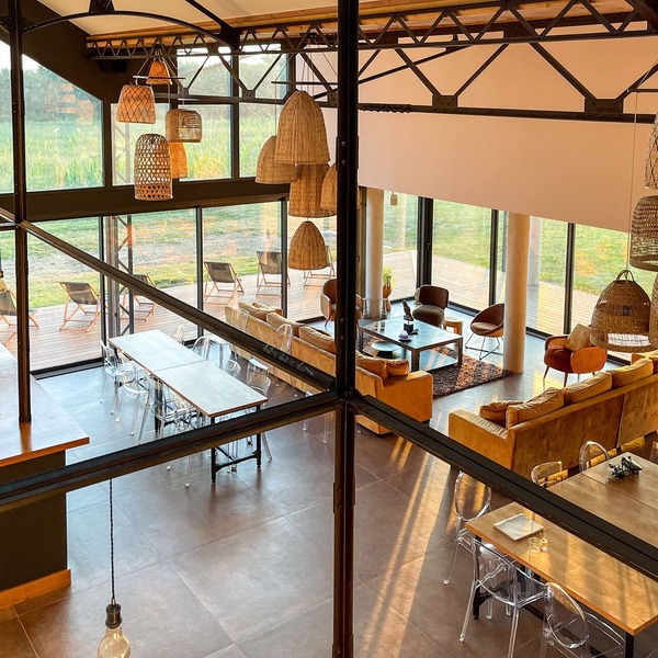 OUTSTANDING GITE - 500 m2 - 12 BEDROOMS - SLEEPS 27