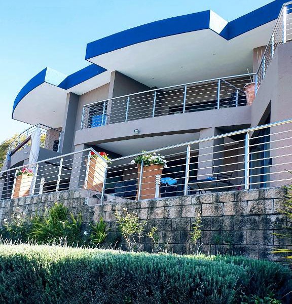 Over The Moon Guesthouse