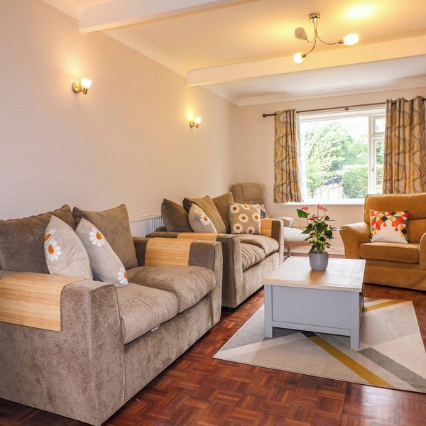 Oxcroft View