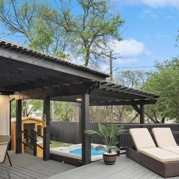 Panoramic 4BR 3B Home With Pool, Grill, Sauna & Game Room