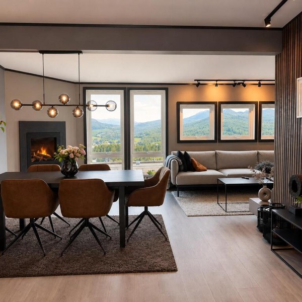 Panoramic View Central Townhouse - Free Parking and Terrace