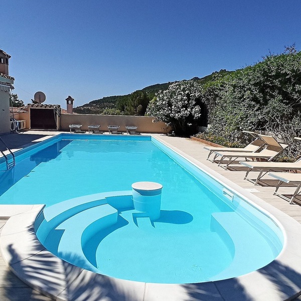 Panoramic villa with private pool and sea view within a golf resort