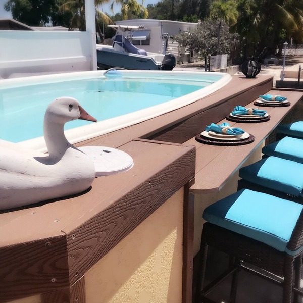 Paradise Found, Private pool, Canal front and Great outdoor space