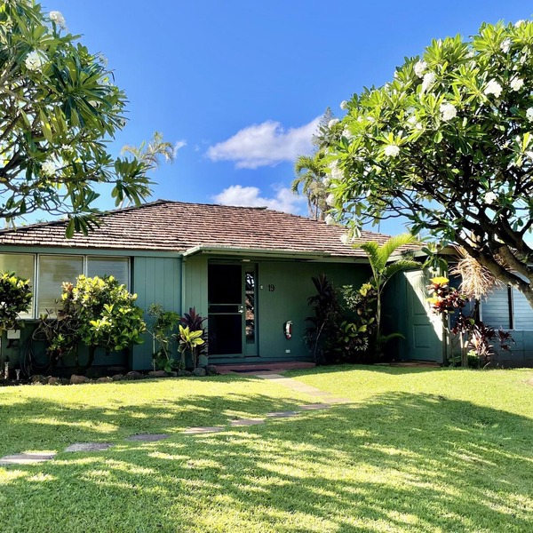 Paradise Found: Spacious, Comfortable, Private Hawaiian Cottage