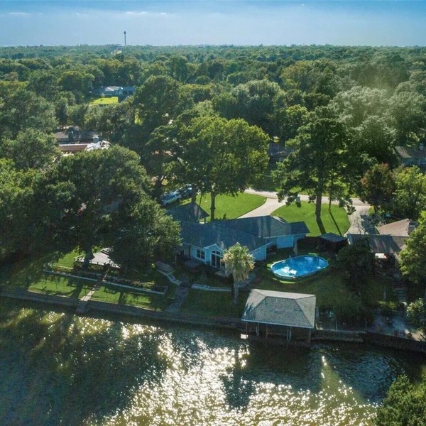 Payne Springs Paradise with Hot tub and Pool