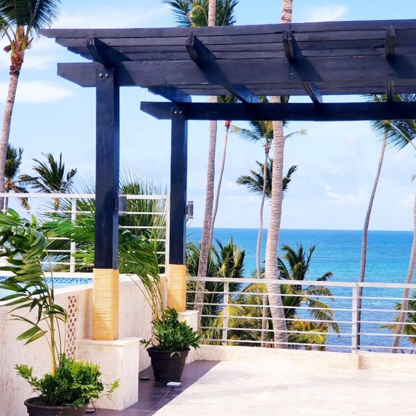PC 9BR Building Takeover: Private Roof Swim-Up, Beach & Pickup