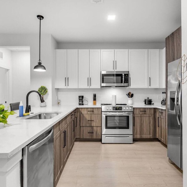 Peaceful 2BR by the Bay | Pool & Coastal Vibes