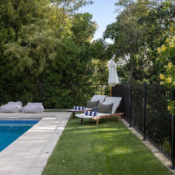 Peaceful 4BR Getaway Large Heated Pool