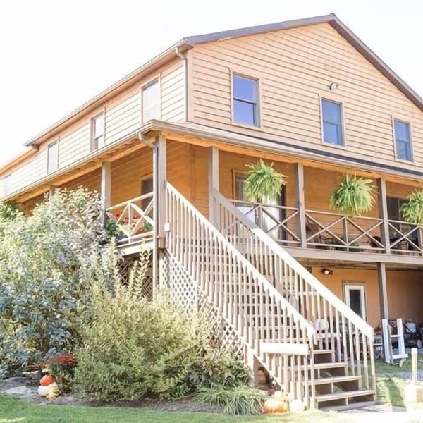Peaceful 5-bed 3-bath retreat minutes from Ricketts Glen State Park