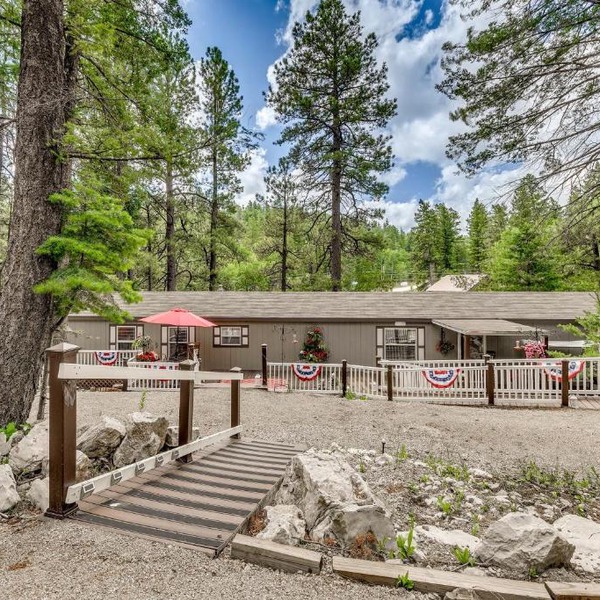 Peaceful Cloudcroft Vacation Rental: Walk to Shops
