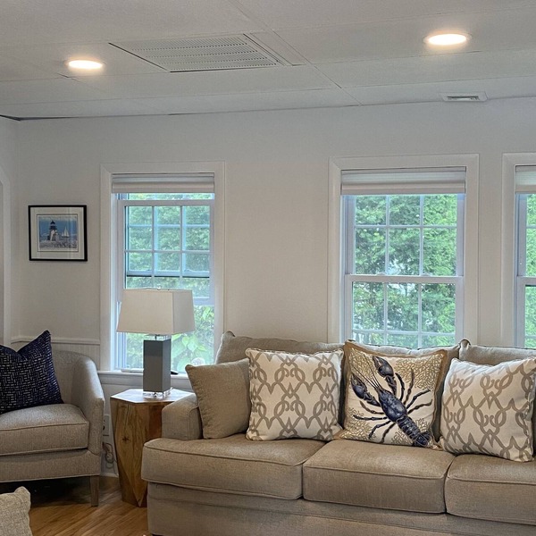 Peaceful Cottage in the Heart of Osterville Village Walk to Shops & Restaurants