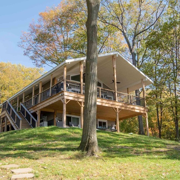 Peaceful Paradise: "Gorgeous Cayuga Lake Views Near Ithaca!"