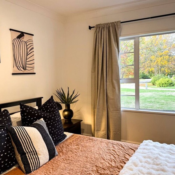 Peaceful Rural Retreat at the Base of Coronet Peak and linking to QT trails!