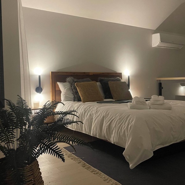 Penthouse d’Exception à Louer – Vue Panoramique et Couchers de Soleil à Bromont