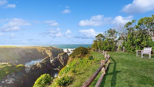Perched on the Bluff - Casita