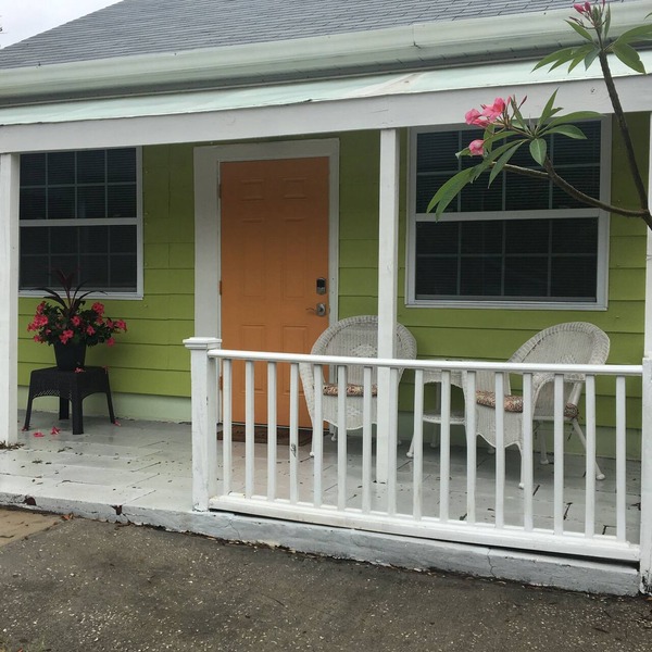 Perfect Cottage In Art District of Gulfport