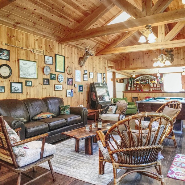 Perfect house for entertaining and minutes from the lake & our historic village
