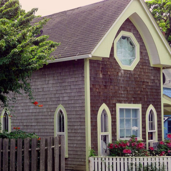 Perfect location! Beach, Harbor & Town. Beautiful 1st Floor Apartment Oasis