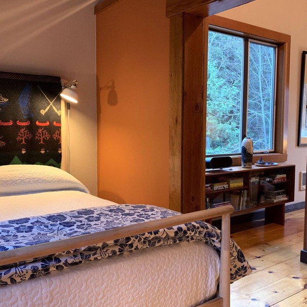 Perfect Mountain Getaway on East Fork of the Hood River