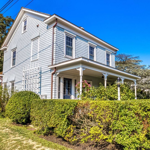Perfect North Fork Pied-A-Terre: Heart of North Fork Wine Country by the Beach!