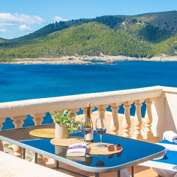 Perleta - Apartment In Cala Rajada. Free Wifi