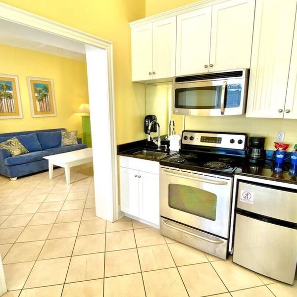 Pet-friendly, 3 Blocks to Beach, Pool, #501