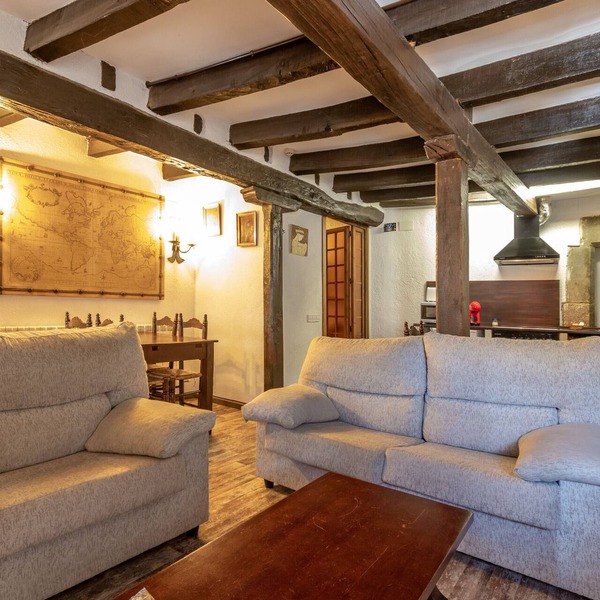 Pet-Friendly Apartment 'Can Lo 1' with Mountain View & Wi-Fi