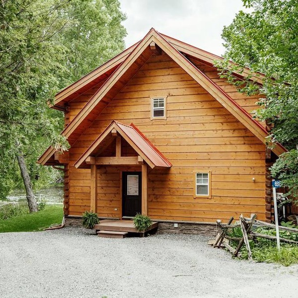 Pet-Friendly Cabin, Ideal for Family Glamping Trips in Ontario