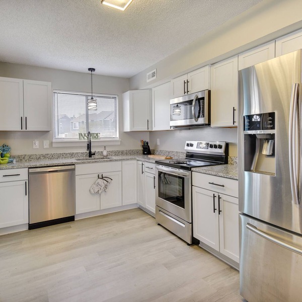 Pet-friendly Hampton Vacation Rental on River!