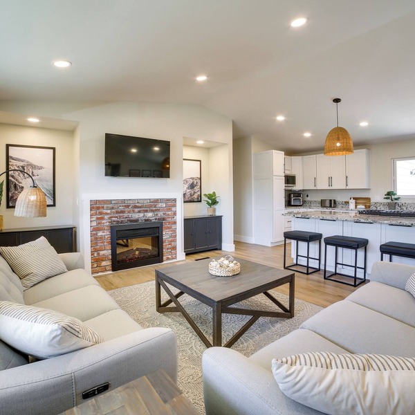 Pet-friendly Monterey Home 2 Mi to Beach