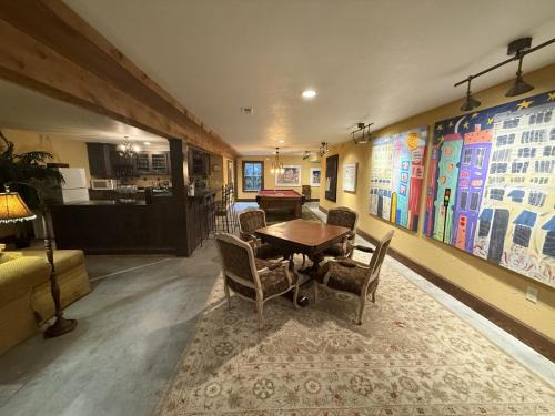 Pet Friendly Red Rock Sanctuary