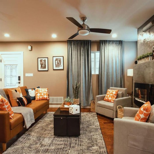 Pet-Friendly Southside Getaway - Sleeps 12