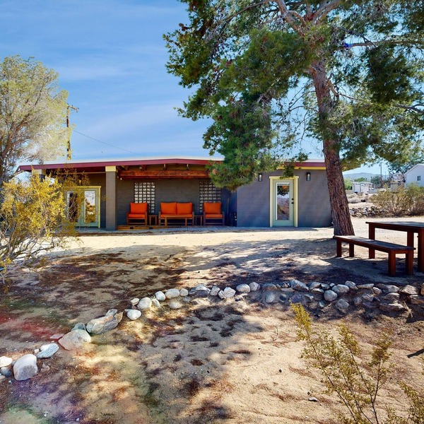 Pet-Friendly, Spacious & Centrally Located