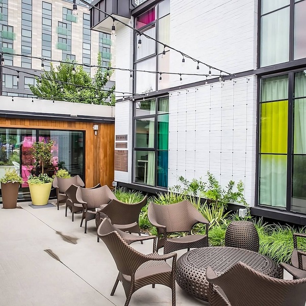 Pet Friendly Triple King Trailers w/Courtyard Pool, & Onsite Dining & Bar!