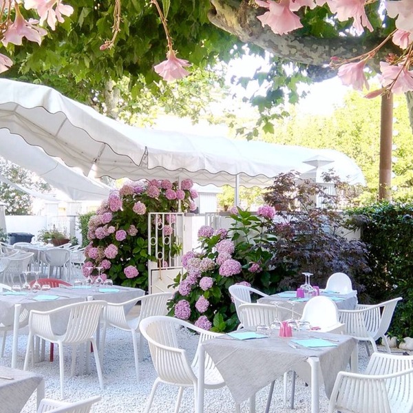 Petit Hotel