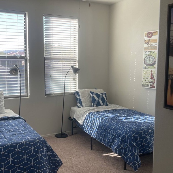 Phoenix Oasis - Ah! Ahwatukee!