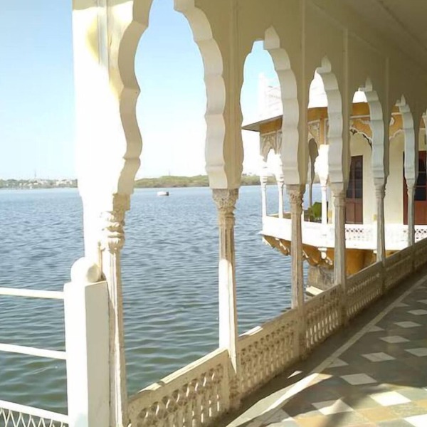 Phool Mahal Palace