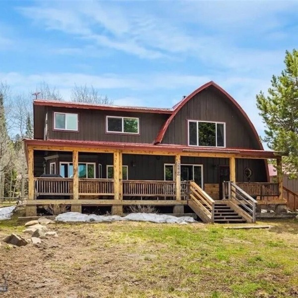 Pine Mountain Lodge, your Yellowstone basecamp and mountain retreat