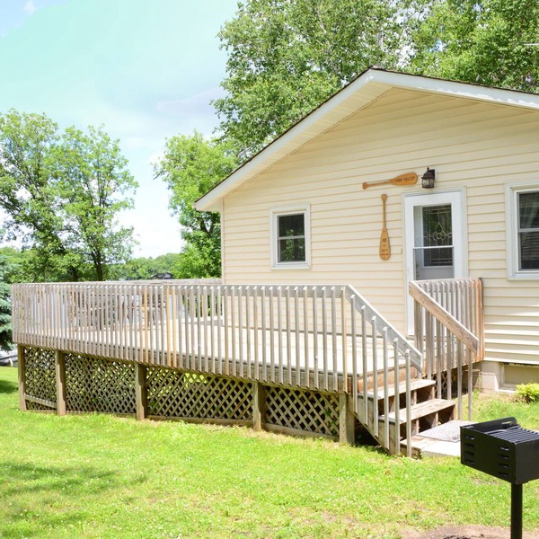 Pine Valley - 4 BR/2Bath Vacation Home w/private beach, dock, & campfire area!