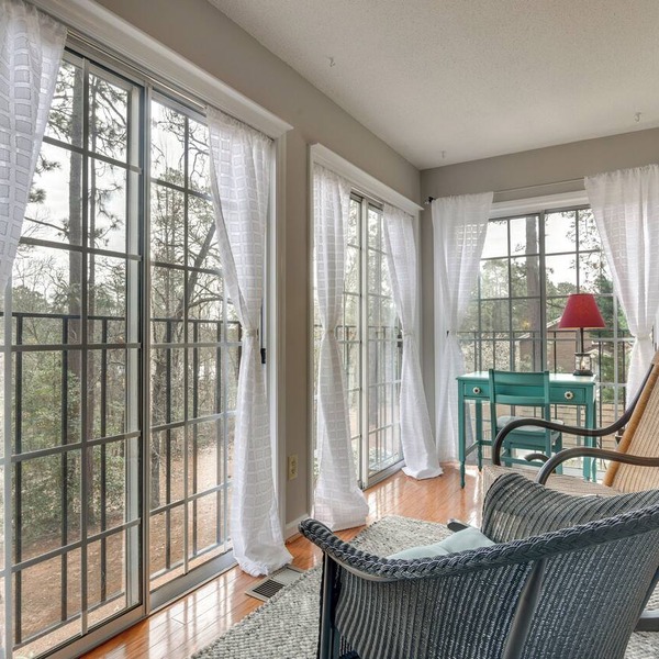 Pinehurst Condo ~ 2 Miles to Downtown & Resort!
