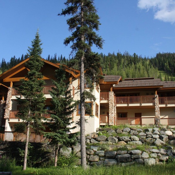 Pinnacle Lodge