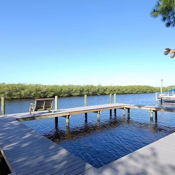 Pirate's Pointe Resort
