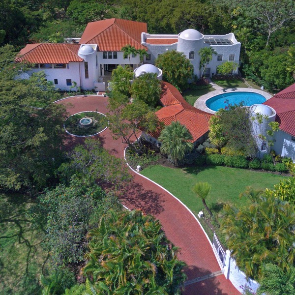 Please Inquire Before Booking – Luxury Villa