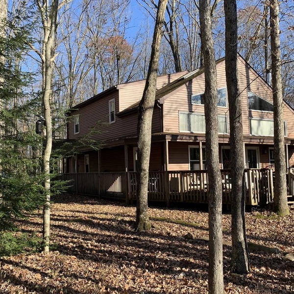 Pocono Lakefront Mountain Home.Do NOT make any requests until messaging us first