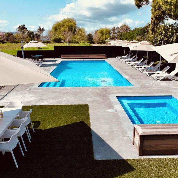 Podium Lodge