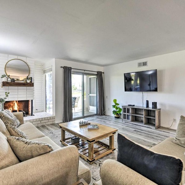 Pool Access: Pet-Friendly Bermuda Dunes Condo