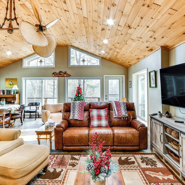 Pool & Golf Club! Riverfront Retreat in Newland