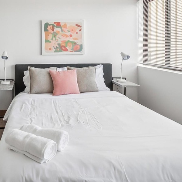 PP 1301 Modern Corporate 2br, pool, Gym