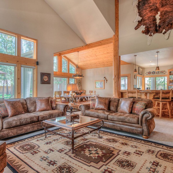 Premier home, 5 Masters, Games Galore,'Foodie'-style Kitchen, 12 SHARC passes